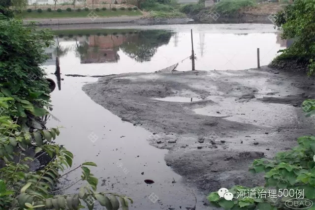 广州石井河(治理前,2007年拍摄) 广州石井河(治理前,2007年拍摄)